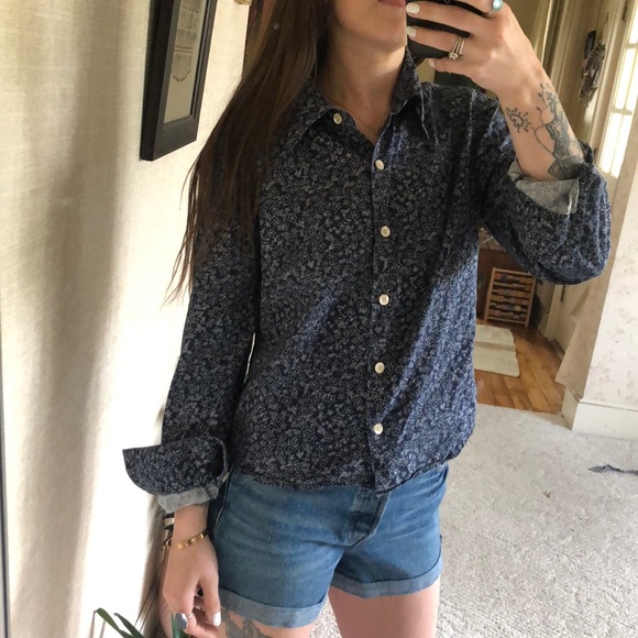 GAP Tops - SOLD Gap Dainty Floral Button Down Cotton Long Sleeve